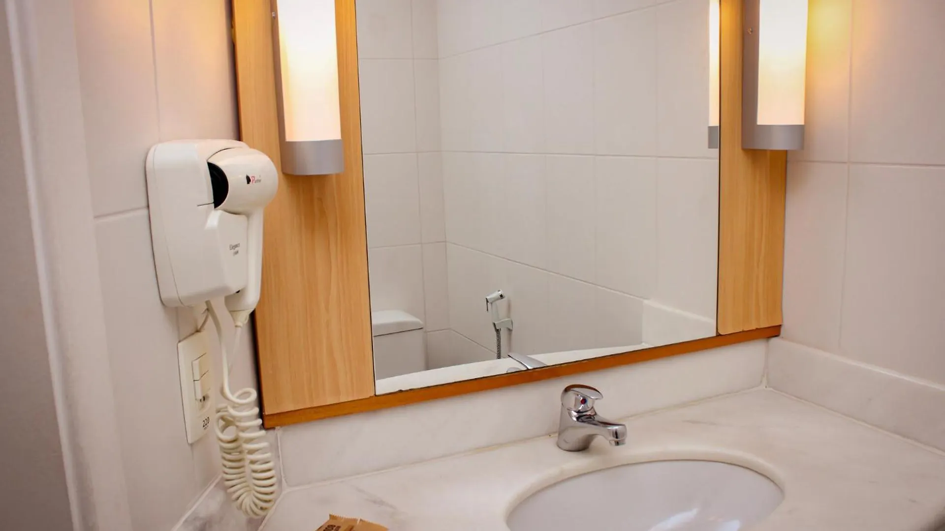 Ibis Sao Jose Hotel 3*, Sao Jose (Santa Catarina) Brazil